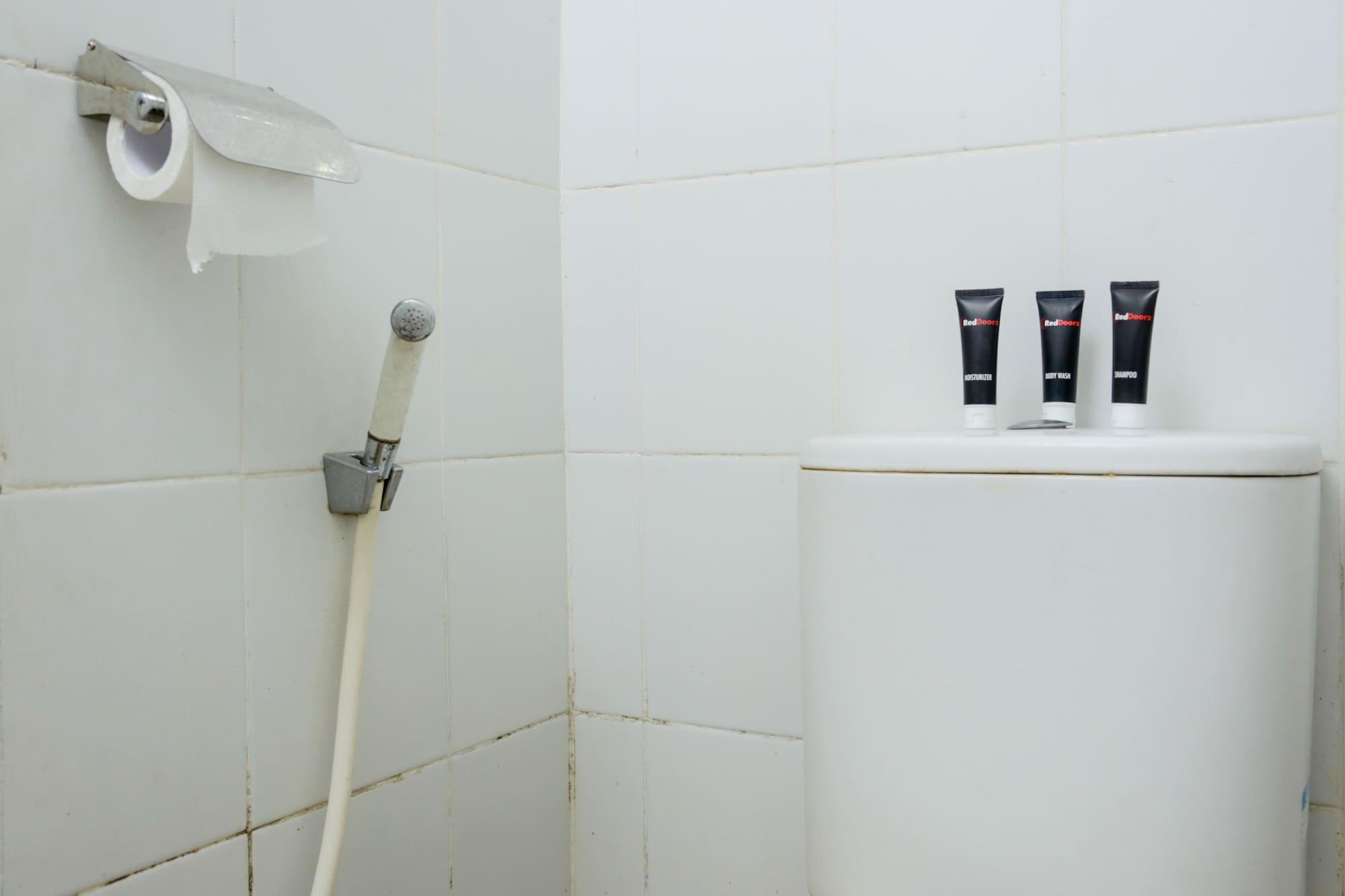 Redliving Apartemen The Suites Metro - Mary Tower E Bandung Eksteriør billede