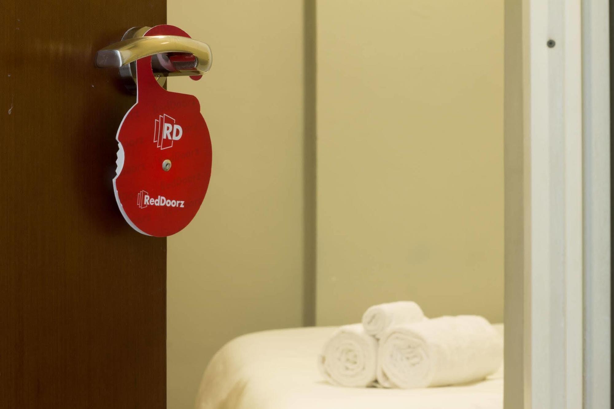 Redliving Apartemen The Suites Metro - Mary Tower E Bandung Eksteriør billede